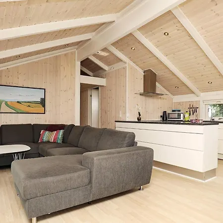 9 Person In Jerup-by Traum Jerup