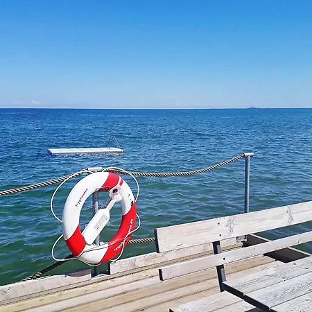 9 Person In Jerup-by Traum Jerup